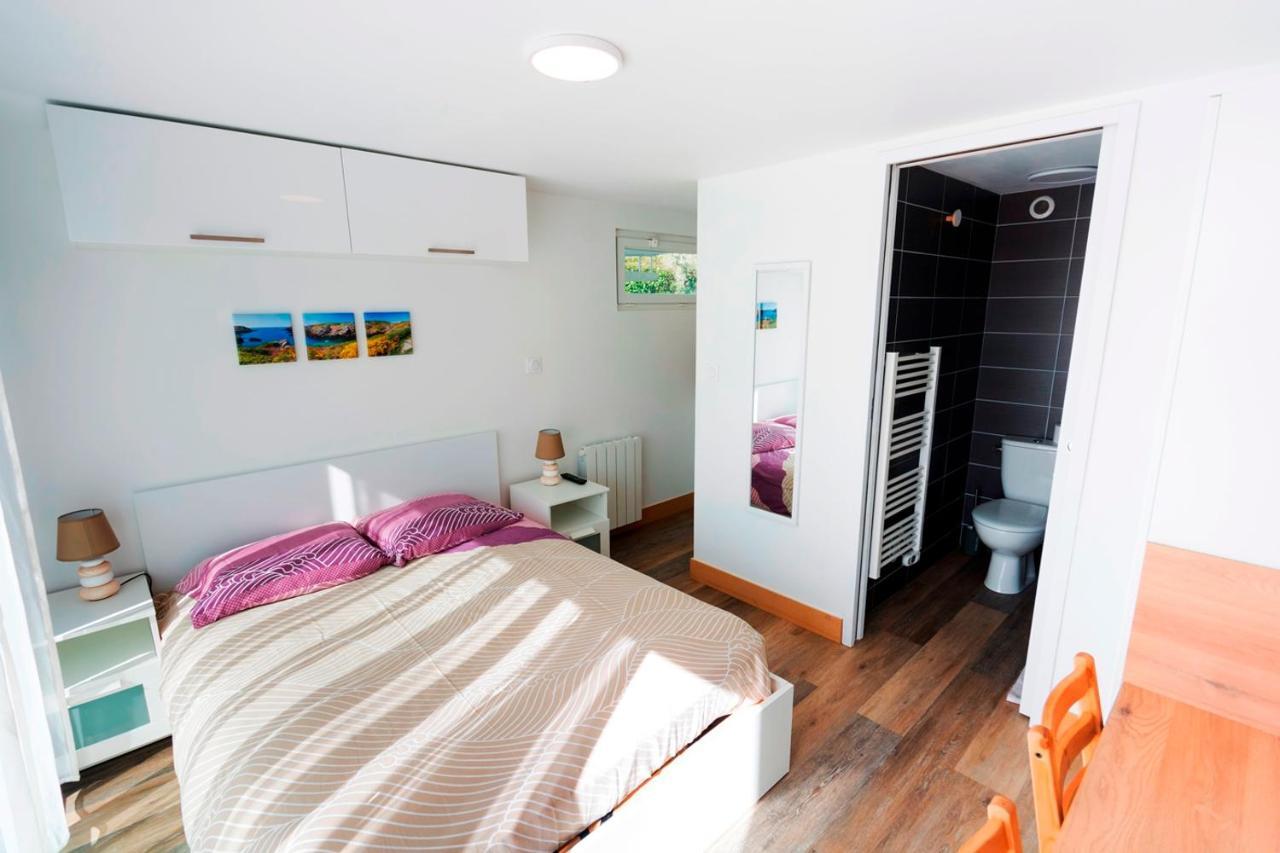 Lomener - La Goelette - 1 Appartement Avec 2 Chambres Et 2 Studios A 450M De La Plage Ploemeur Exterior foto