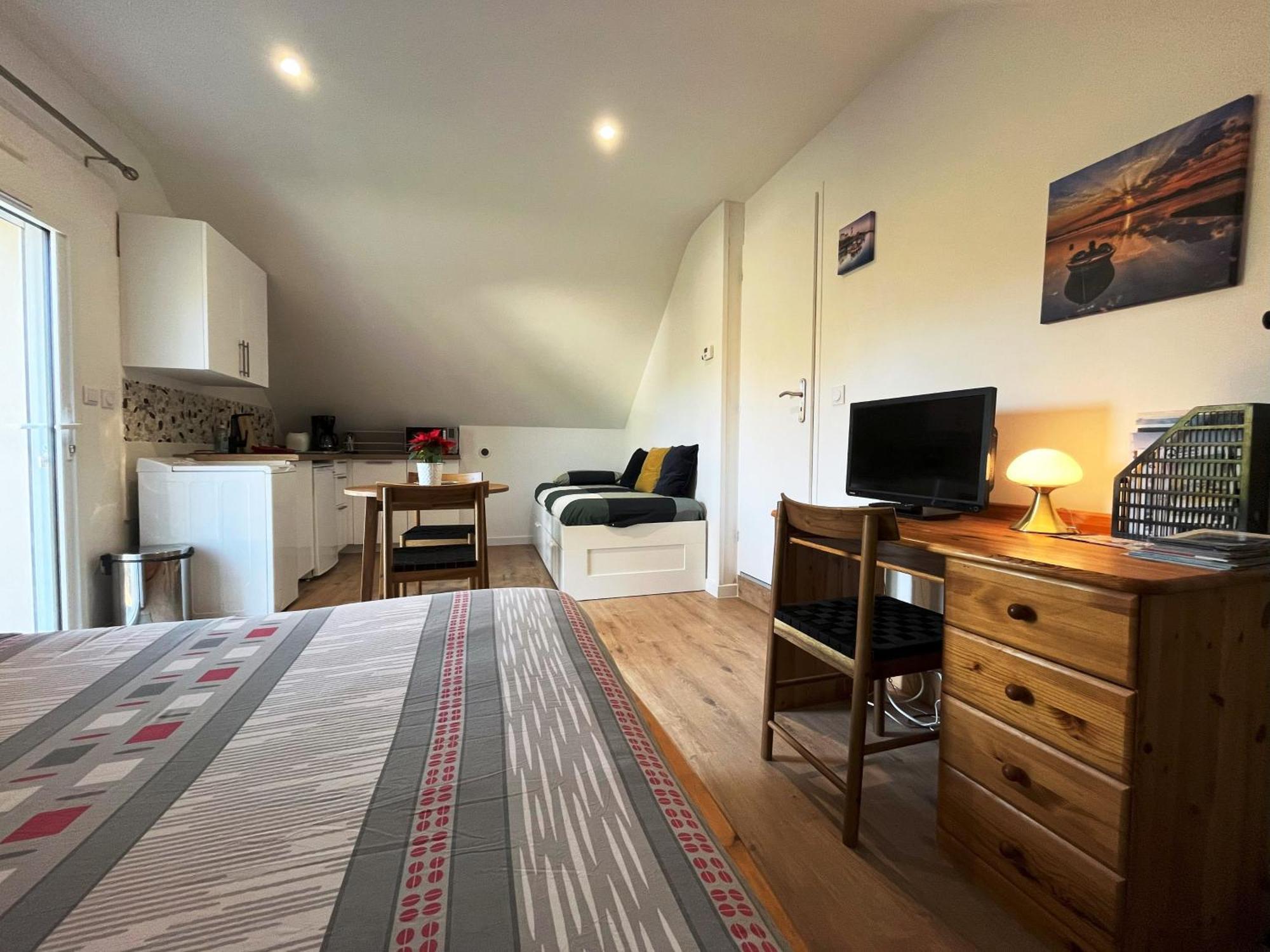 Lomener - La Goelette - 1 Appartement Avec 2 Chambres Et 2 Studios A 450M De La Plage Ploemeur Exterior foto
